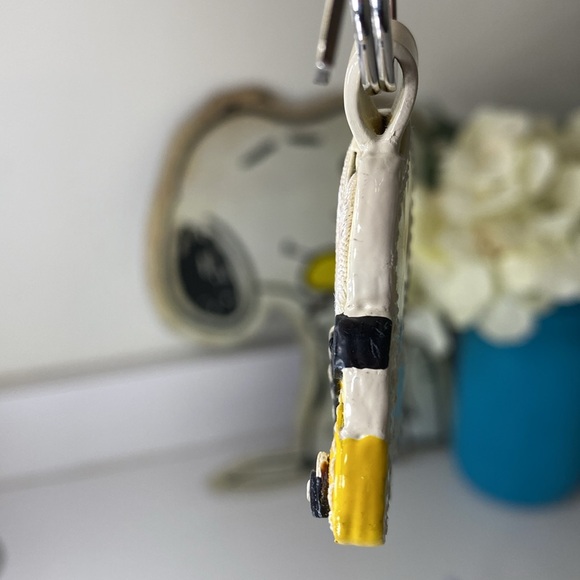 Coach bumblebee key ring fob - Picture 4 of 7